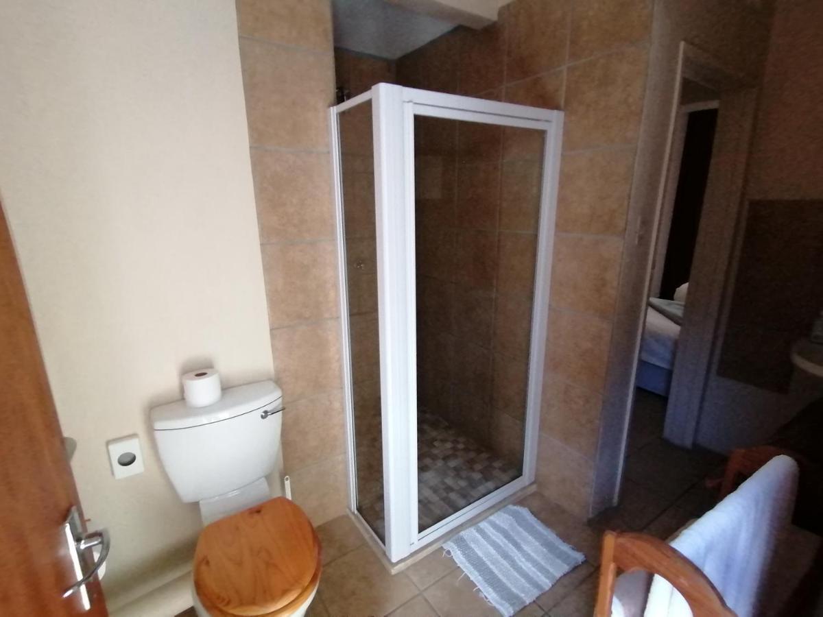 Aanhuizen Guest House Swellendam Esterno foto