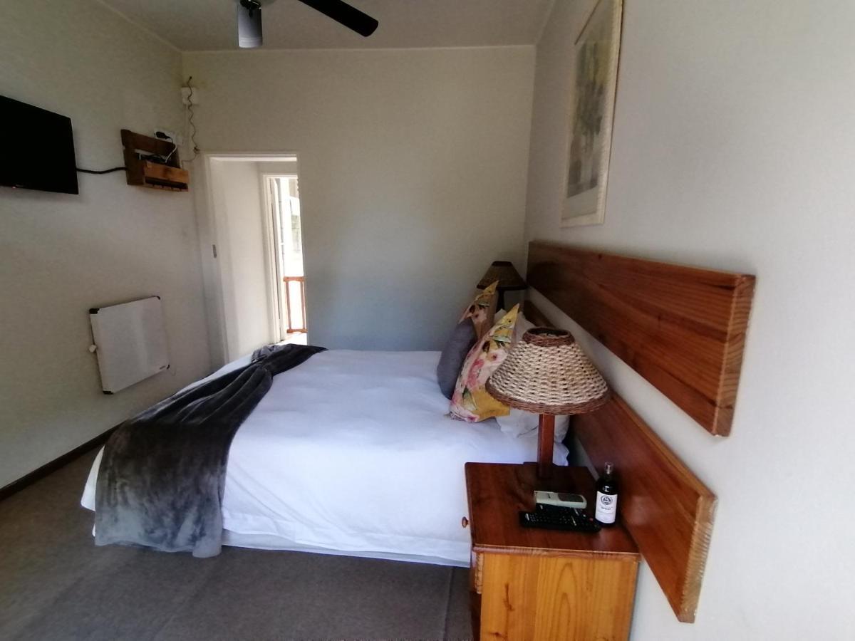 Aanhuizen Guest House Swellendam Esterno foto