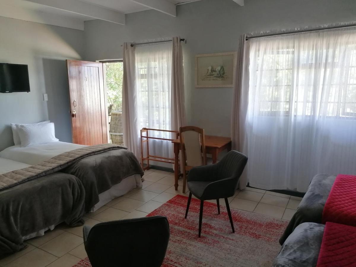 Aanhuizen Guest House Swellendam Esterno foto