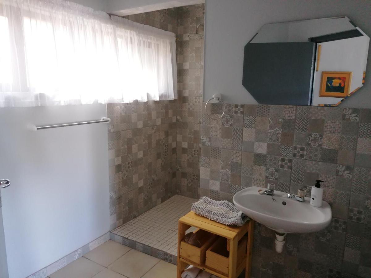 Aanhuizen Guest House Swellendam Esterno foto
