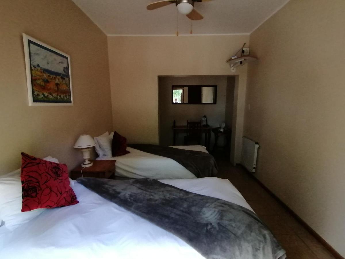 Aanhuizen Guest House Swellendam Esterno foto